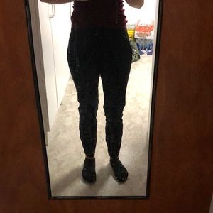 Lululemon on the fly pant